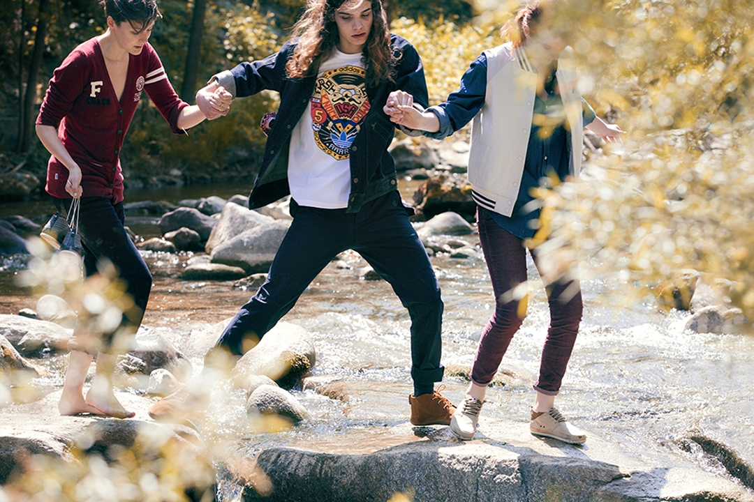 Nicola Vallotto fashion photography milan vice street style teens outdoor location realpeople river nature girls boys