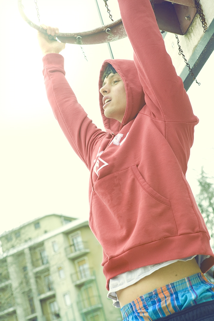 Nicola Vallotto fashion photography photographer milan basket streestyle outdoor teens kids realpeople