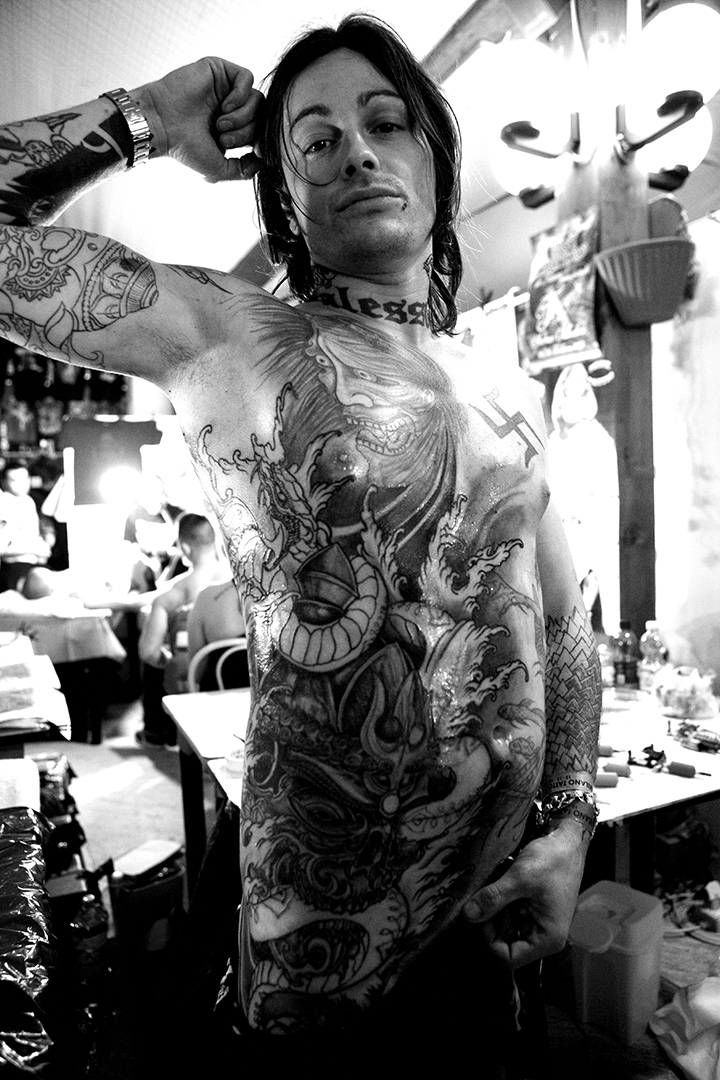 Nicola Vallotto fashion photography milan tatoo realpeople reportage photoreporter black and white bw fineart